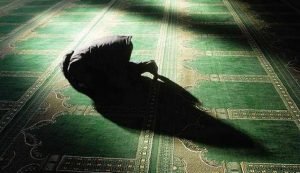 7 Penyebab Rezeki Tetap Seret Meski Rajin Sholat Dhuha Setiap Hari