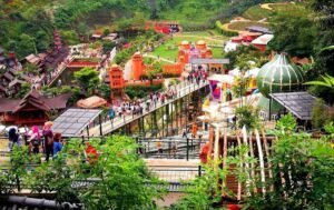 12 Lokasi Wisata Favorit di Bandung 2025