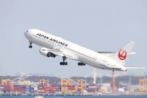 Japan Airlines Tawarkan Layanan Antar Bagasi Praktis
