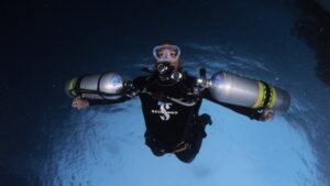 Scuba Diving Jadi Tren Baru di Kota Surabaya