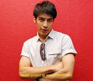 Kontroversi Artis Muslim: Antara Ekspresi Seni, Interpretasi Agama, dan Reaksi Masyarakat