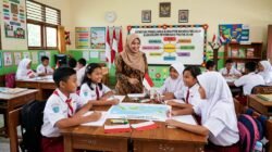 Strategi Penguatan Karakter Bangsa Melalui Kurikulum Pendidikan Politik Di Sekolah Dasar